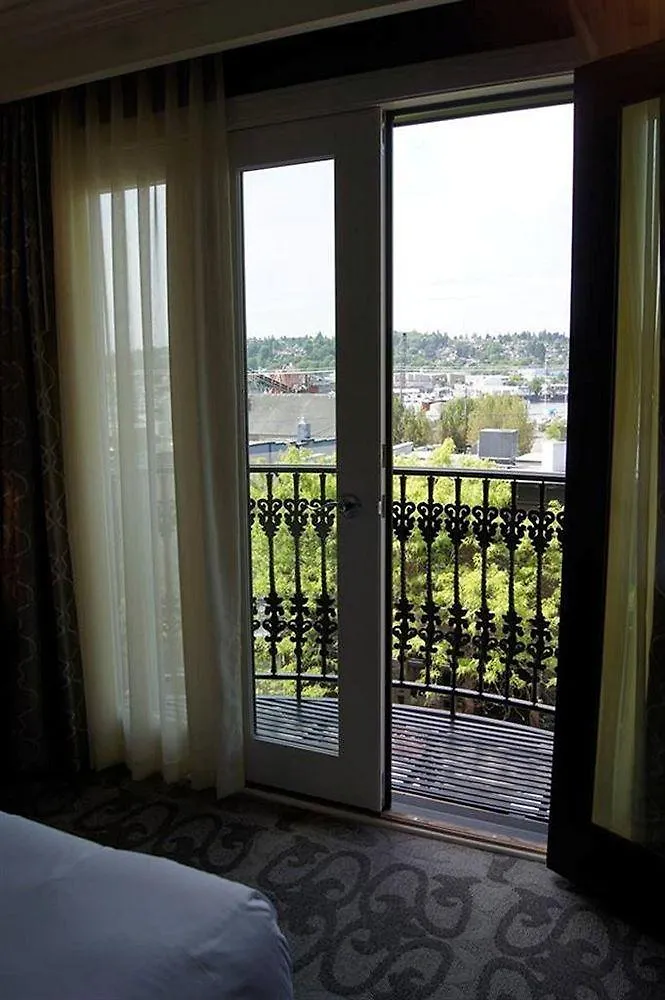 Ballard Inn Seattle